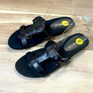 BANDOLINO Beakerm Women’s Sandal